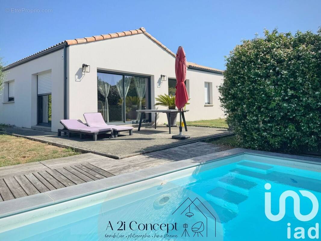 Photo 1 - Maison à LE LOROUX-BOTTEREAU