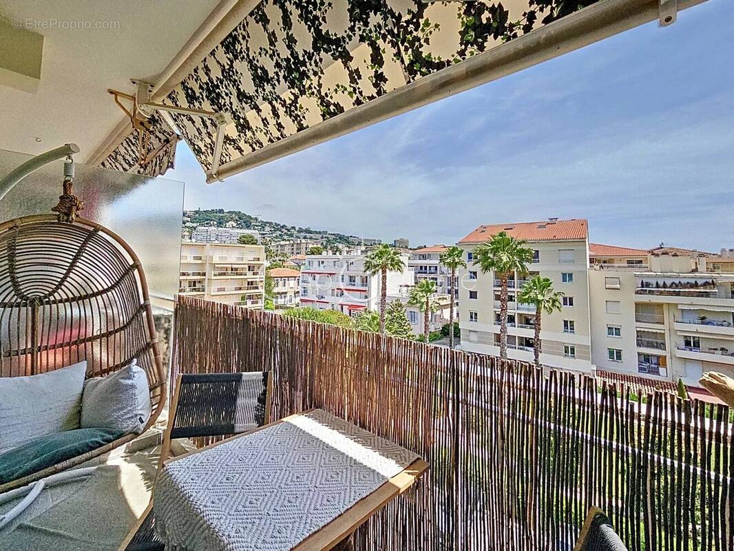 Appartement à CANNES