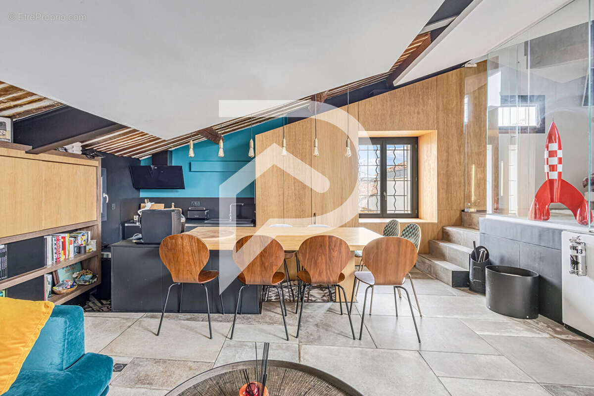 Appartement à AIX-EN-PROVENCE