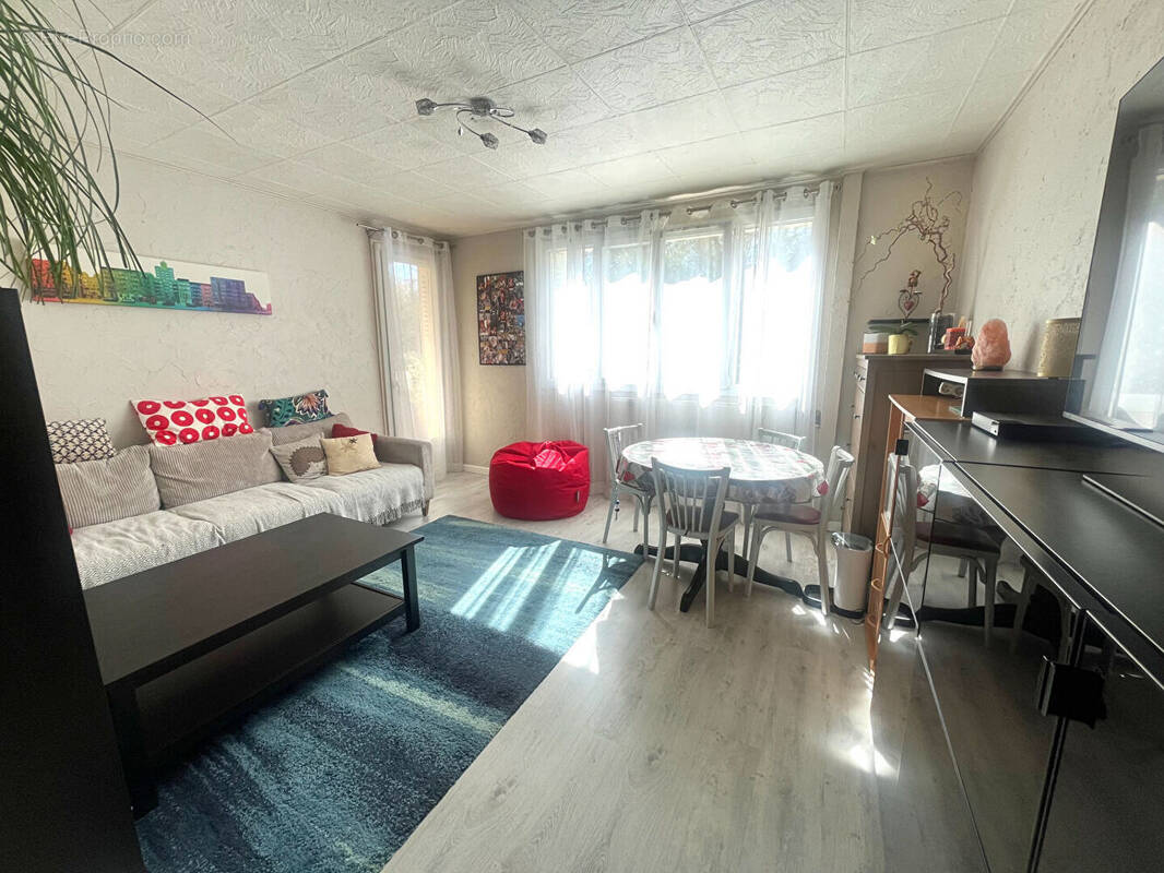 Appartement à PLAISIR