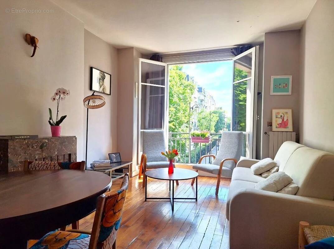 Appartement à PARIS-15E