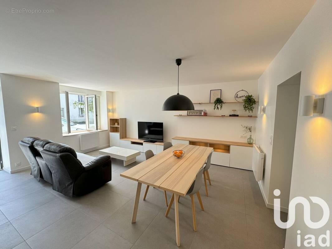 Photo 1 - Maison à PETIT-AUVERNE