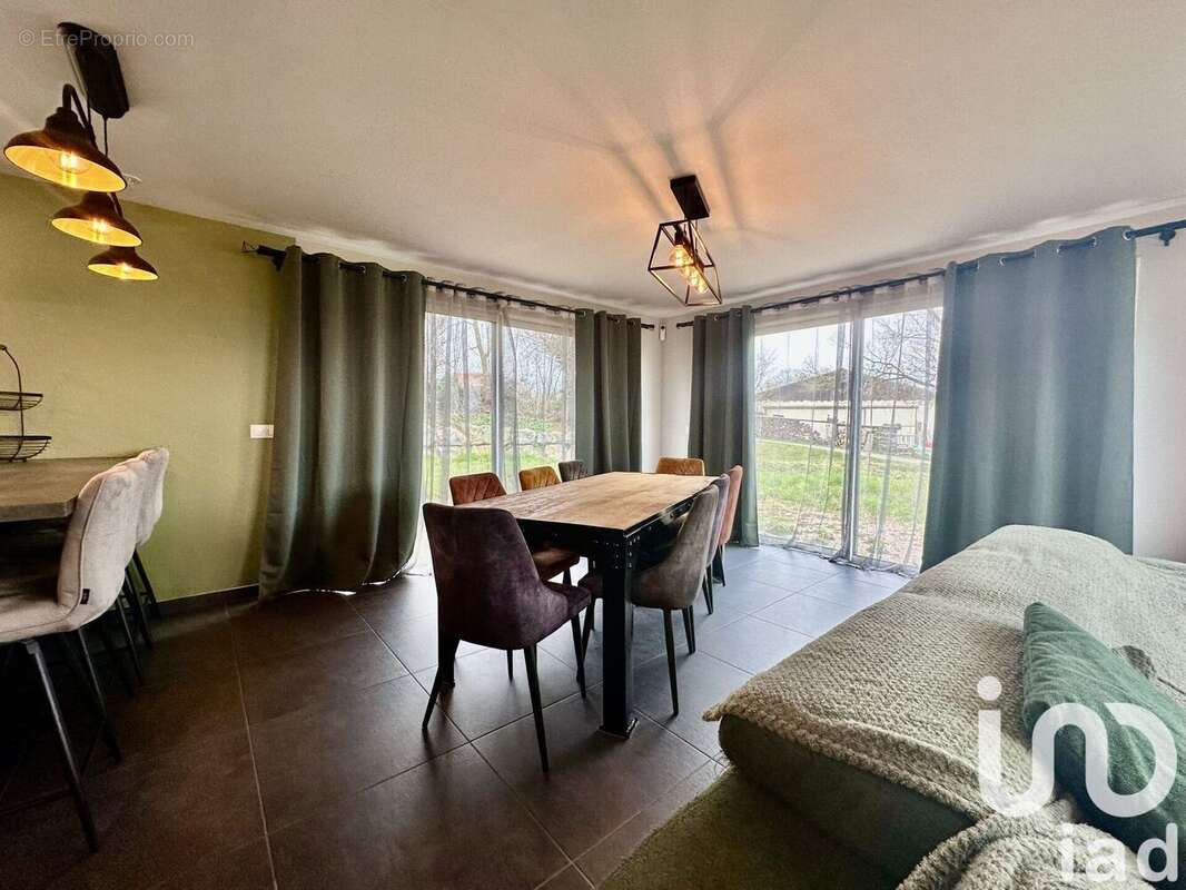 Photo 4 - Maison à ARMOY