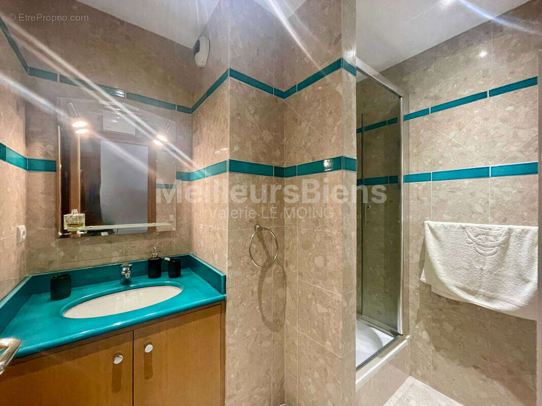 Appartement à LE CANNET