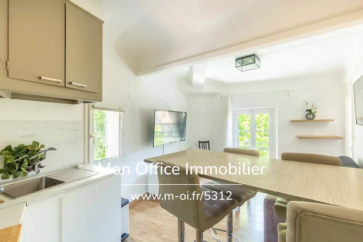 Appartement à AUBAGNE