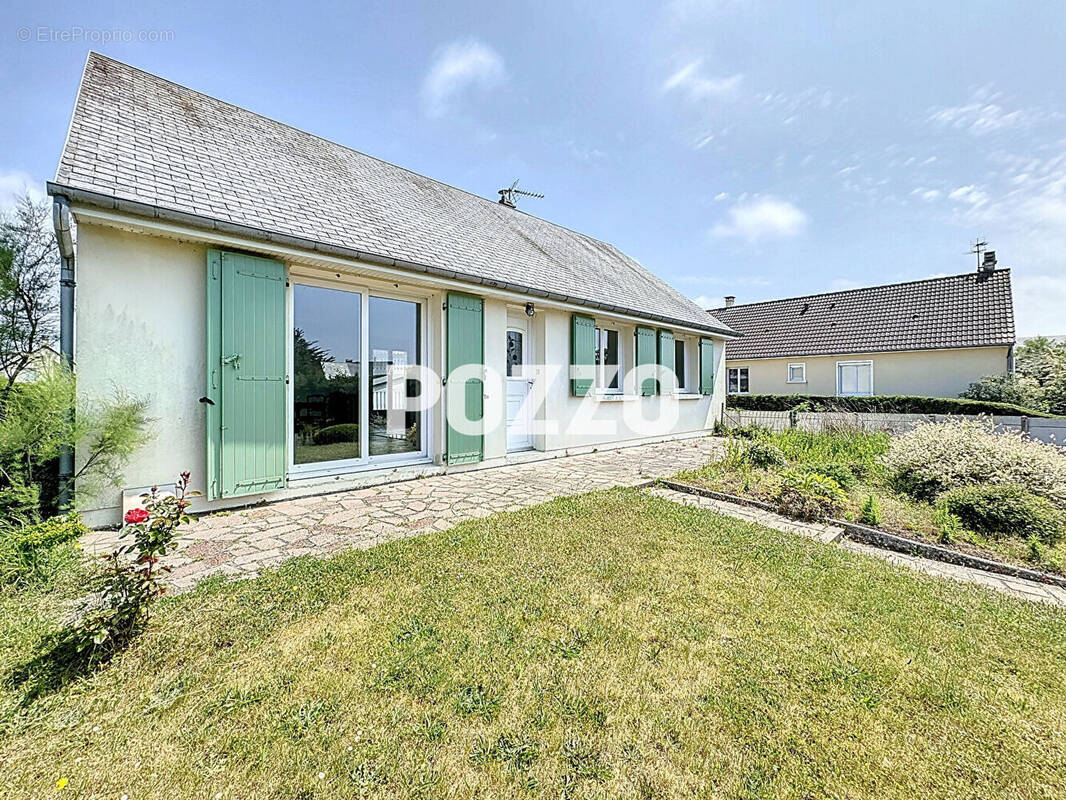 Maison à BREHAL