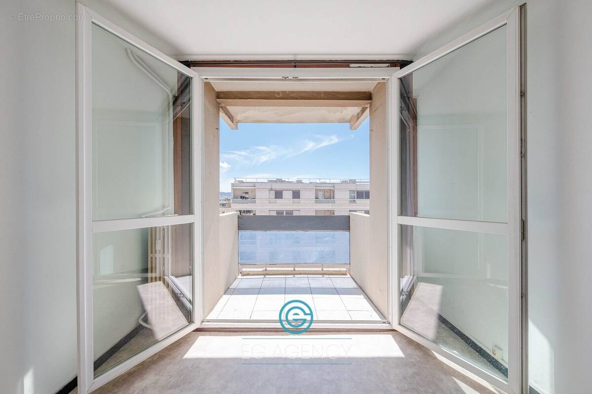 Appartement à MARSEILLE-10E