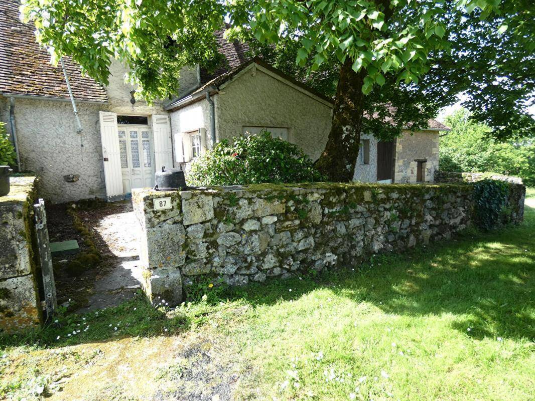 Maison à HAUTEFORT