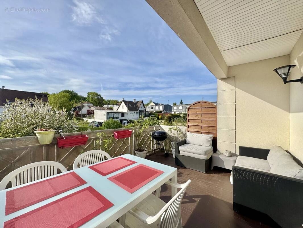 Appartement à VERRIERES-LE-BUISSON