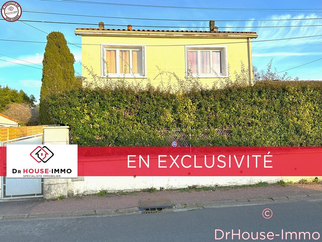 Maison à FLEAC