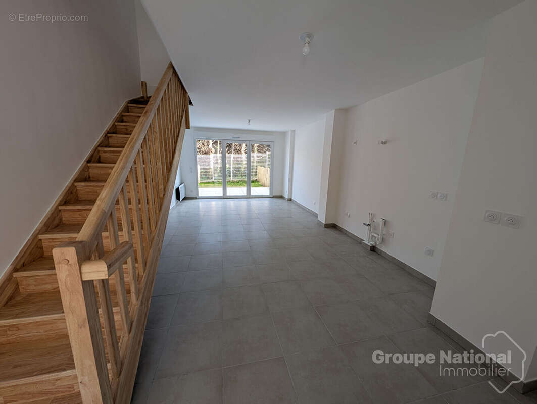 Maison à ORGON