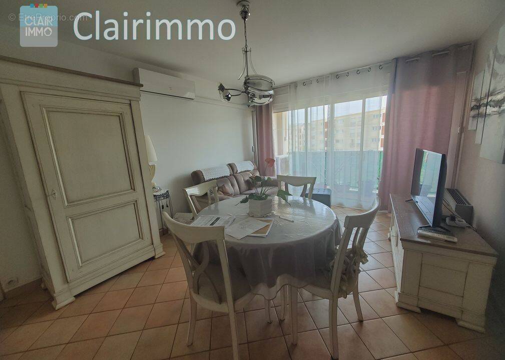 Appartement à ROGNAC