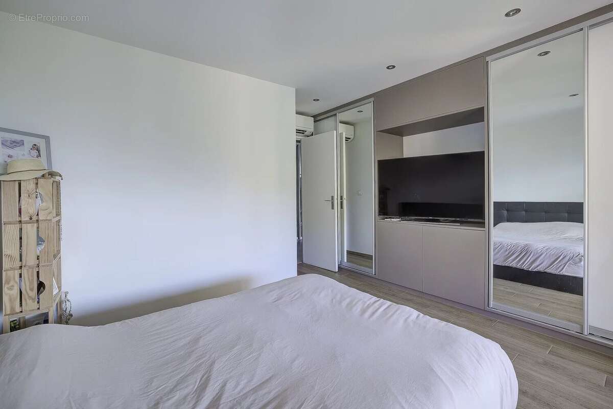Appartement à VENCE