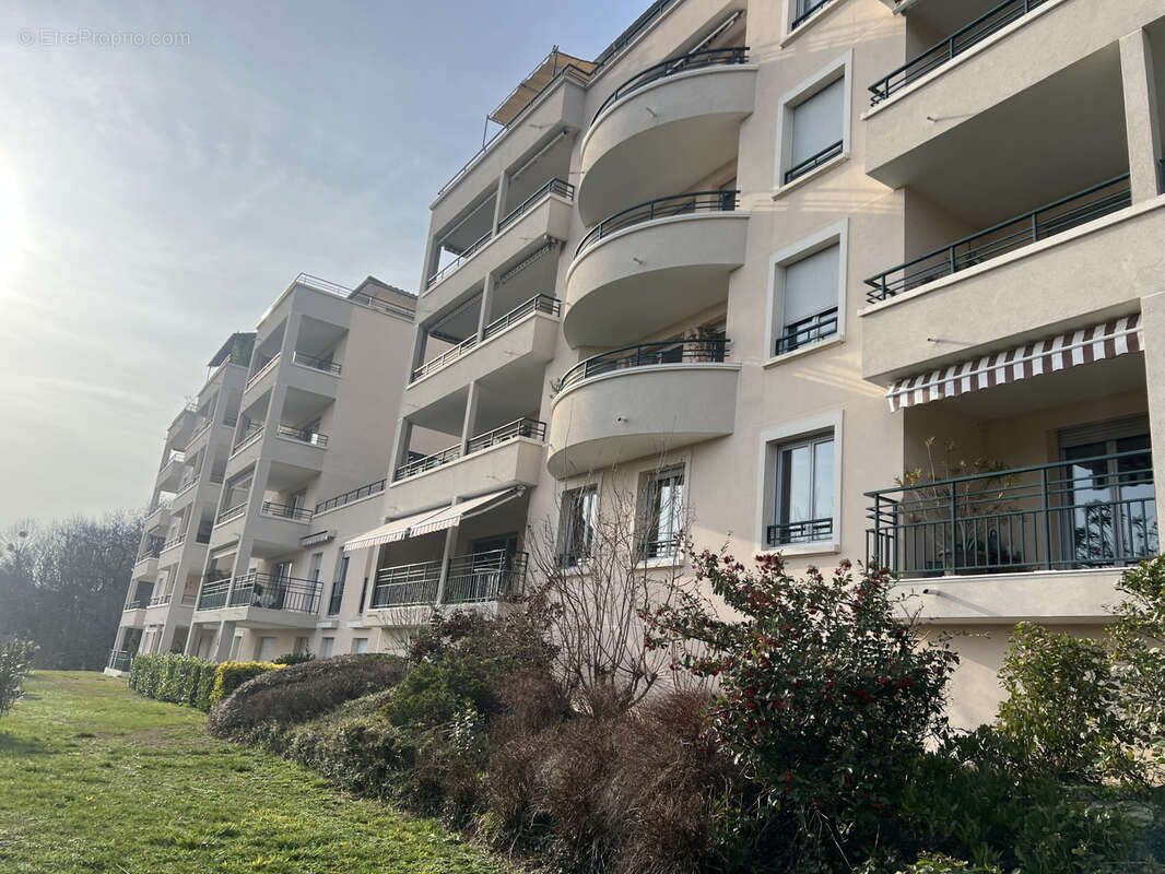 Appartement à LYON-9E