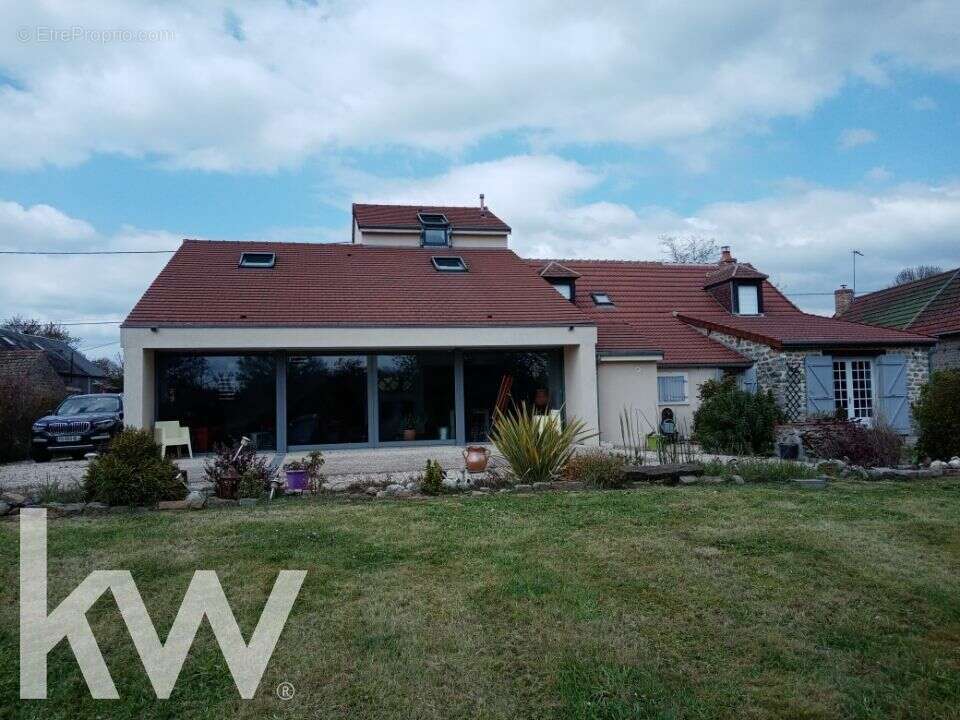 Maison à CHALLUY