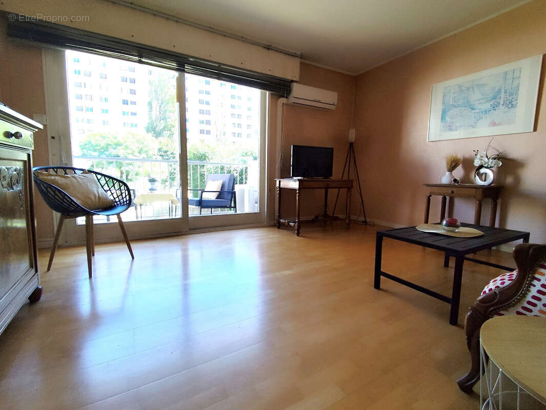 Appartement à ECHIROLLES