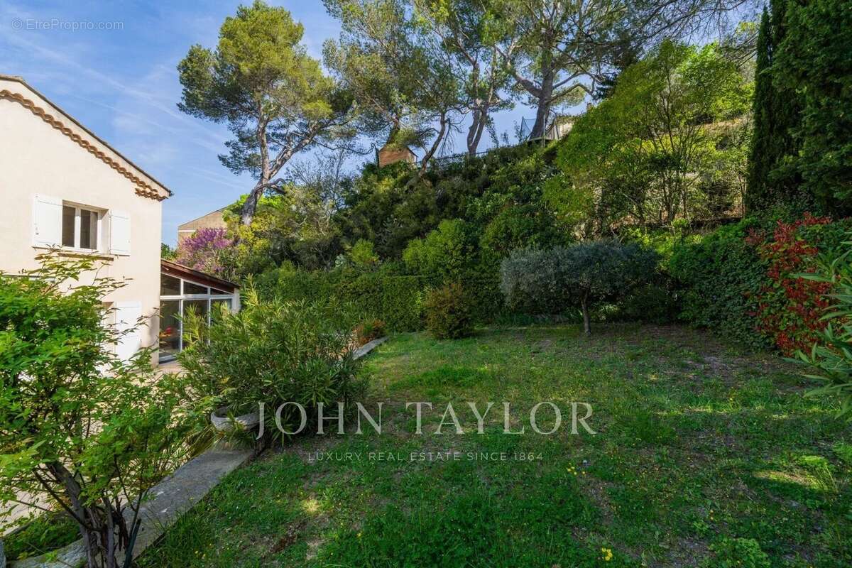 Maison à AIX-EN-PROVENCE