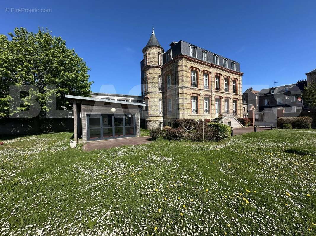 Messenger_creation_be2ad9b0-e225-4df7-b250-7f5286aa8930 - Appartement à DIEPPE