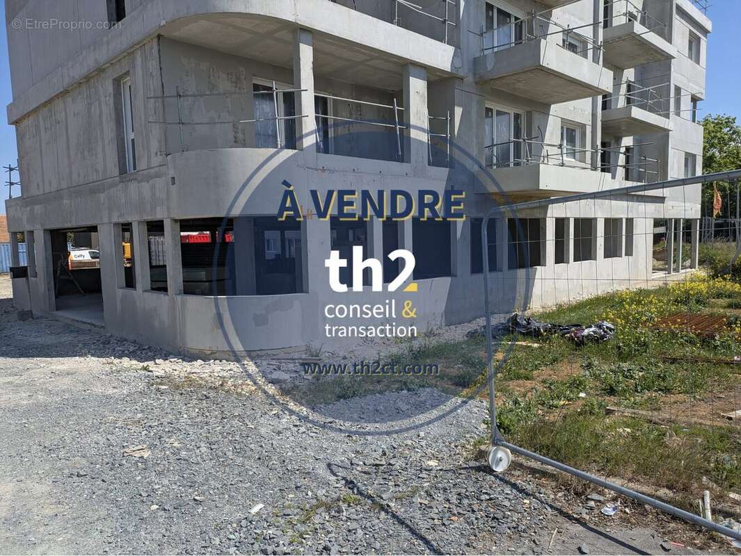 Commerce à MONDEVILLE