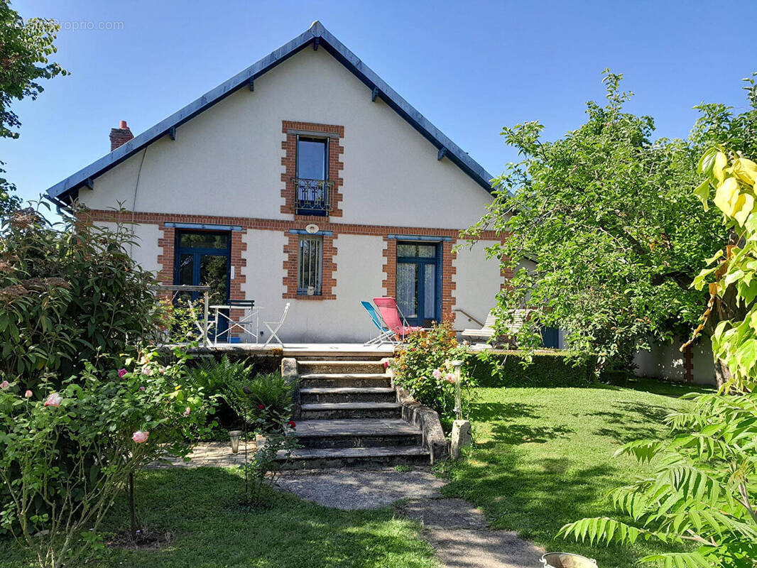 Maison à BEAUMONT-DU-GATINAIS