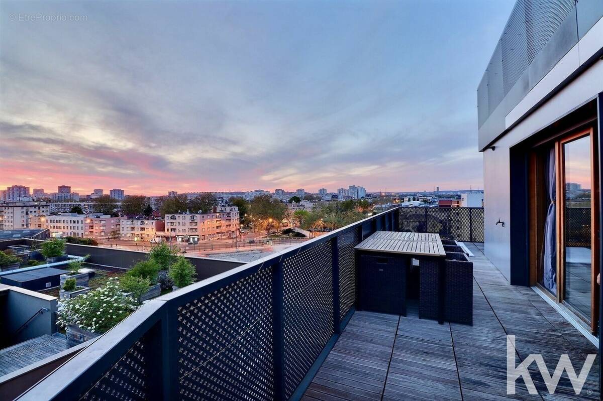 Appartement à GENNEVILLIERS