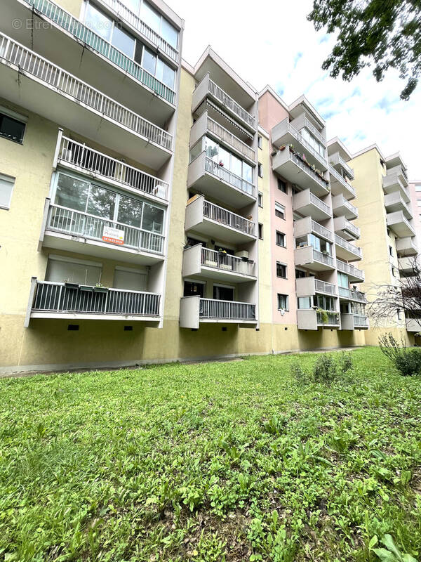 Appartement à ECHIROLLES