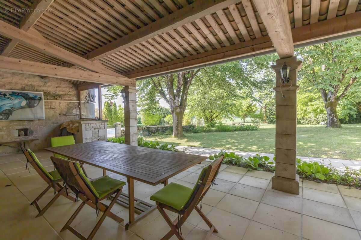 Maison à MATHA
