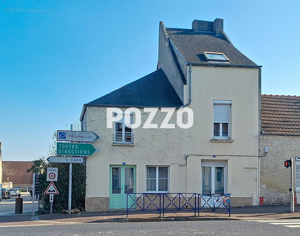 Maison à BRETTEVILLE-SUR-ODON