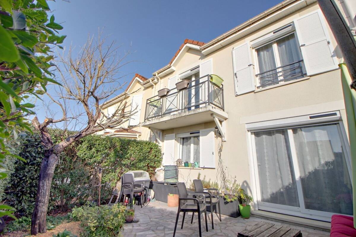 Maison à TRIEL-SUR-SEINE