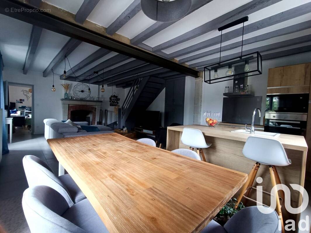 Photo 1 - Maison à LES PONTS-DE-CE