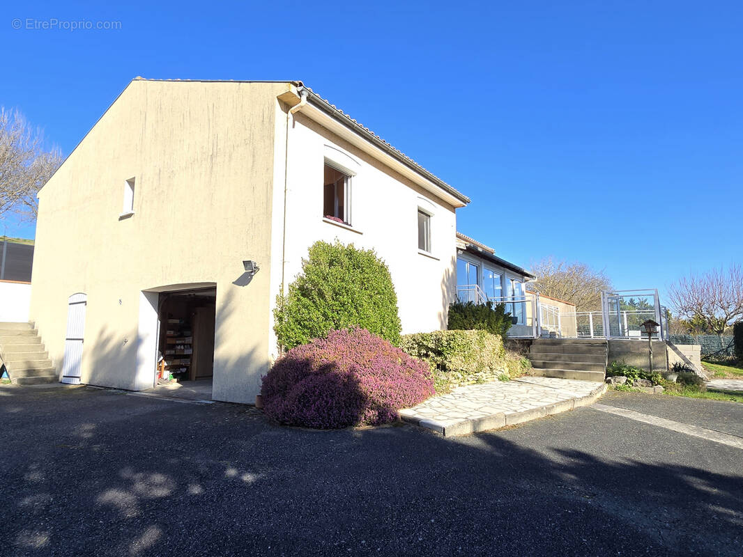 Maison à NAVES
