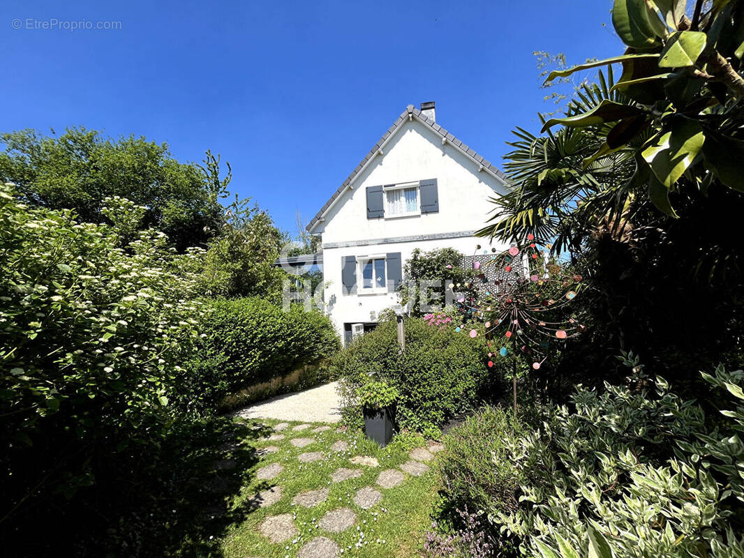 Maison à MONTVILLE
