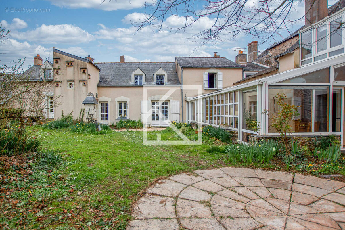 Maison à JUIGNE-SUR-LOIRE