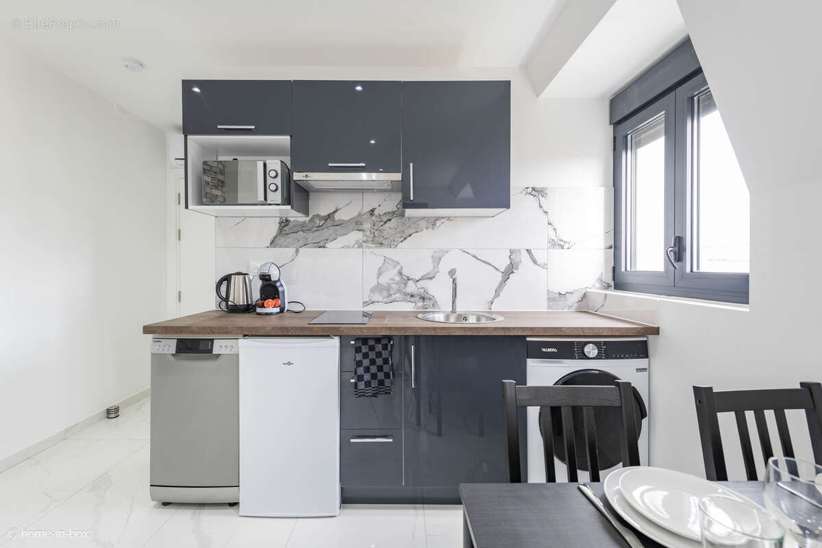Appartement à PARAY-VIEILLE-POSTE