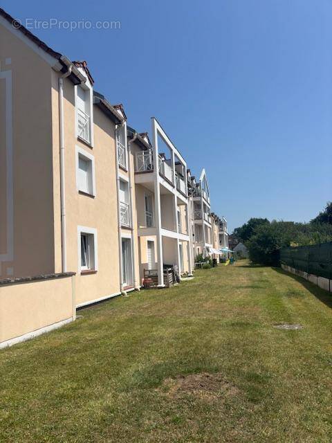 Appartement à LAMORLAYE
