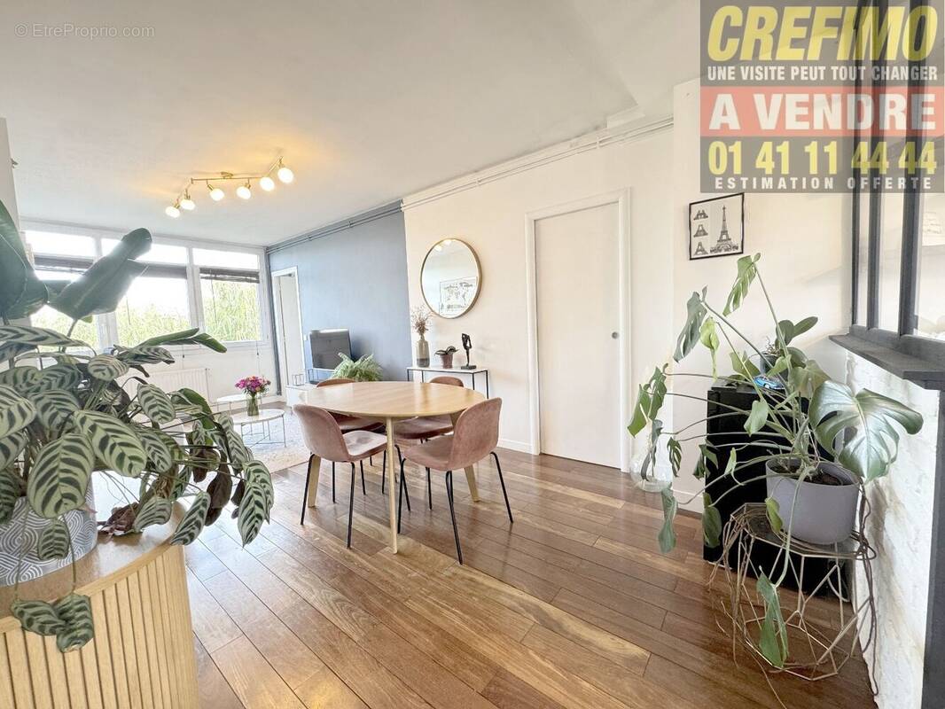 Appartement à COURBEVOIE