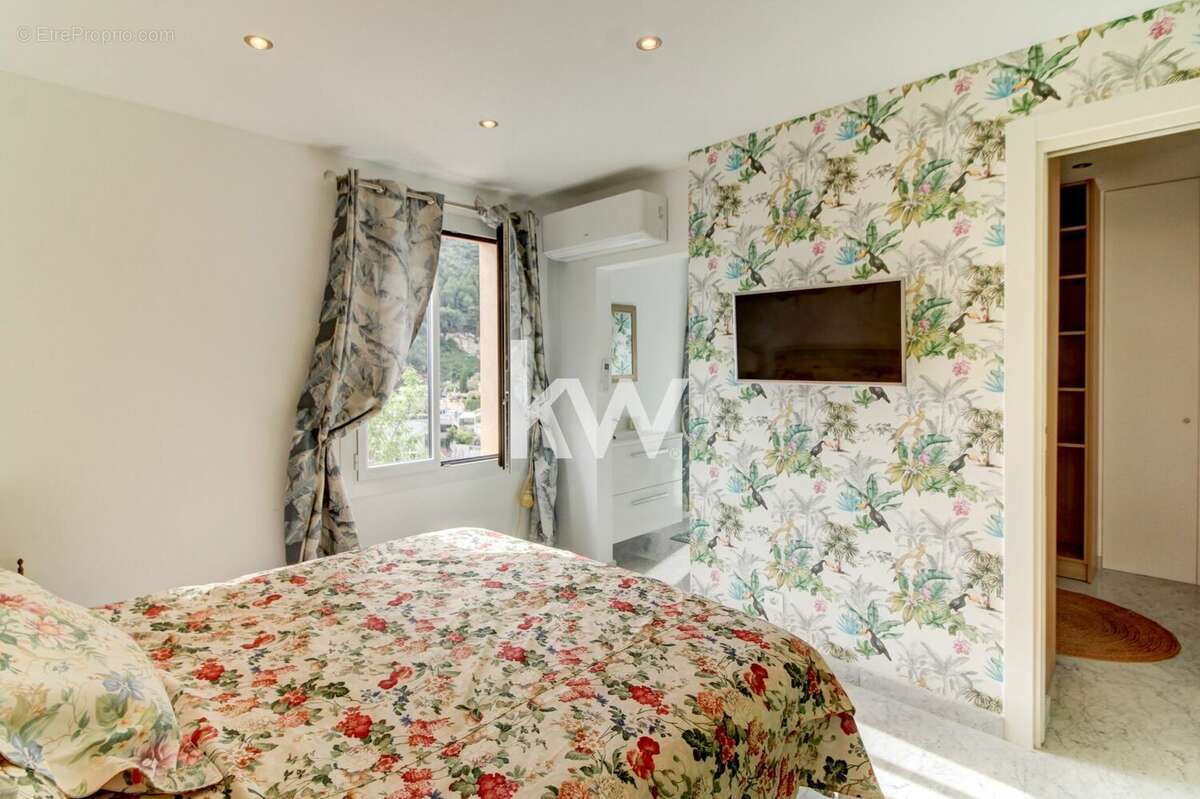 Appartement à EZE