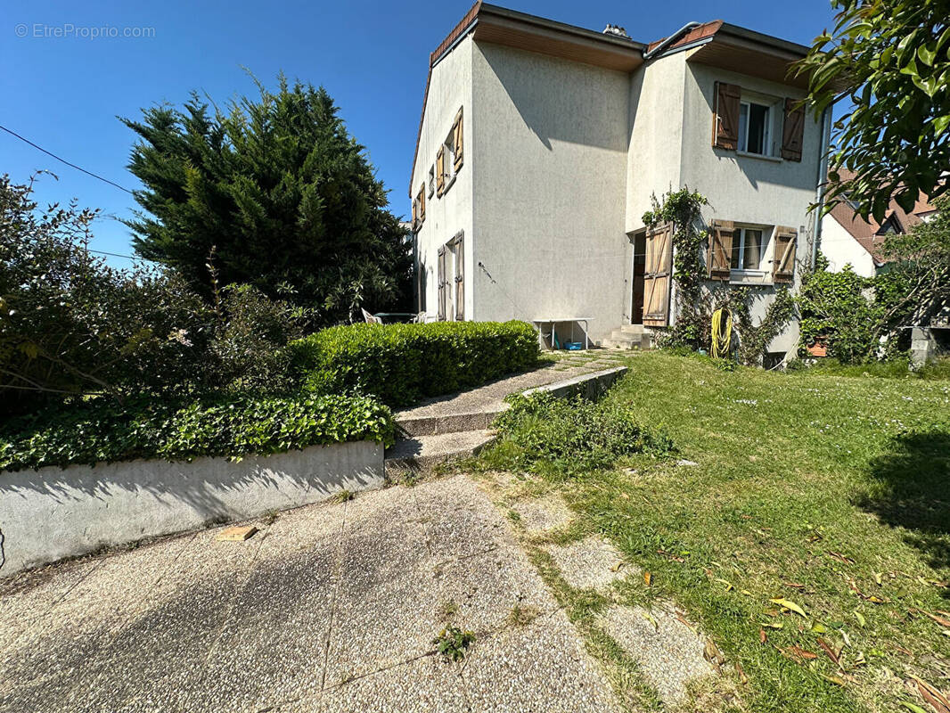 Maison à BAGNEUX