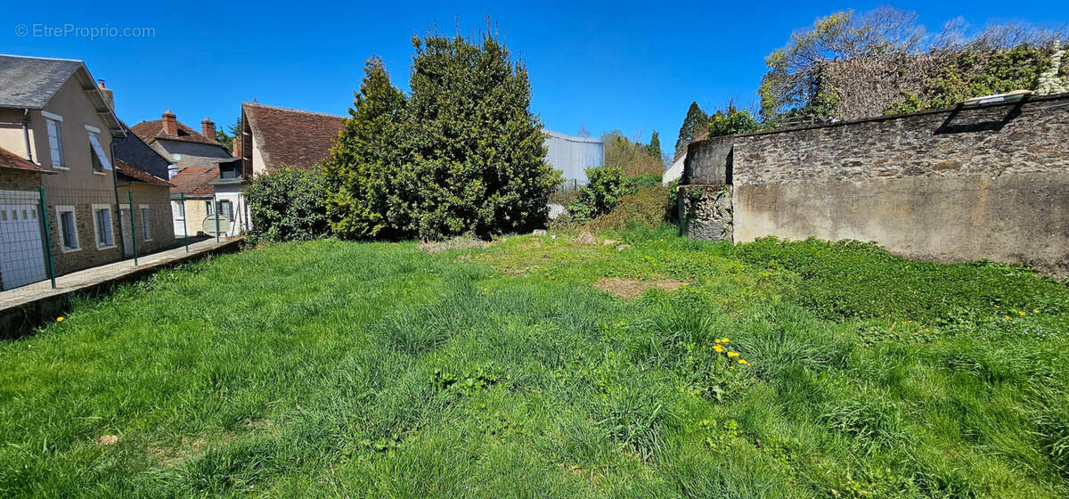 Maison à LUBERSAC