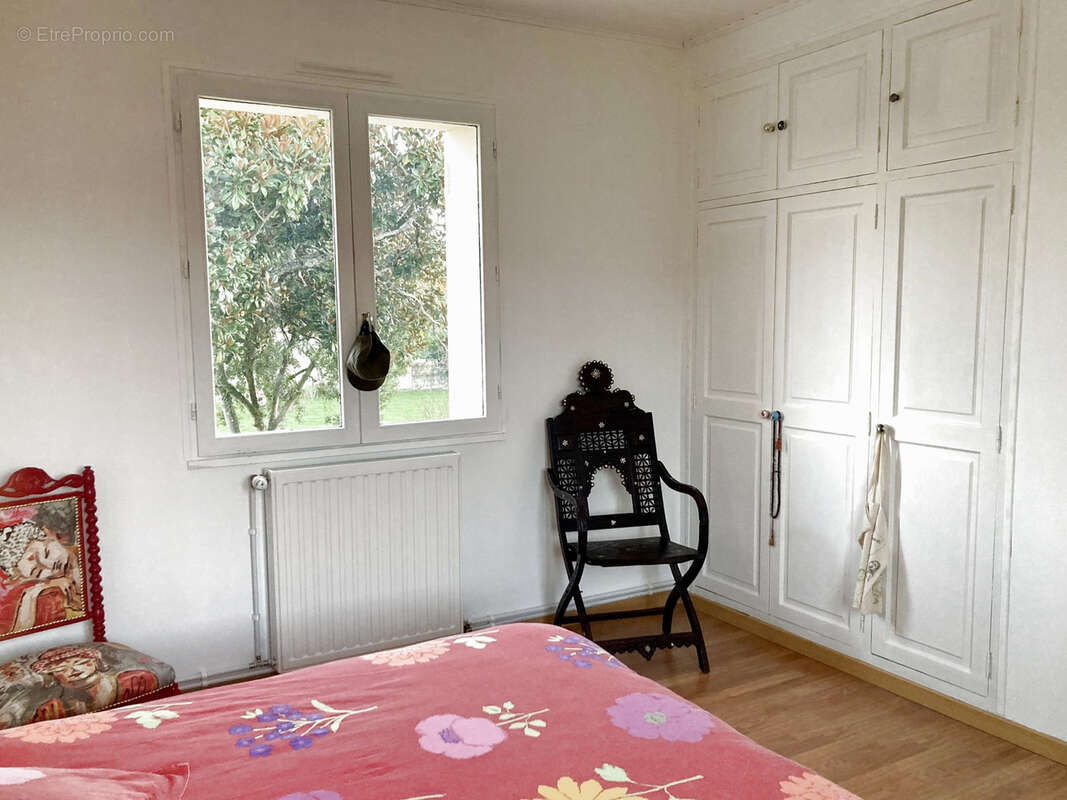 Maison à PINEUILH