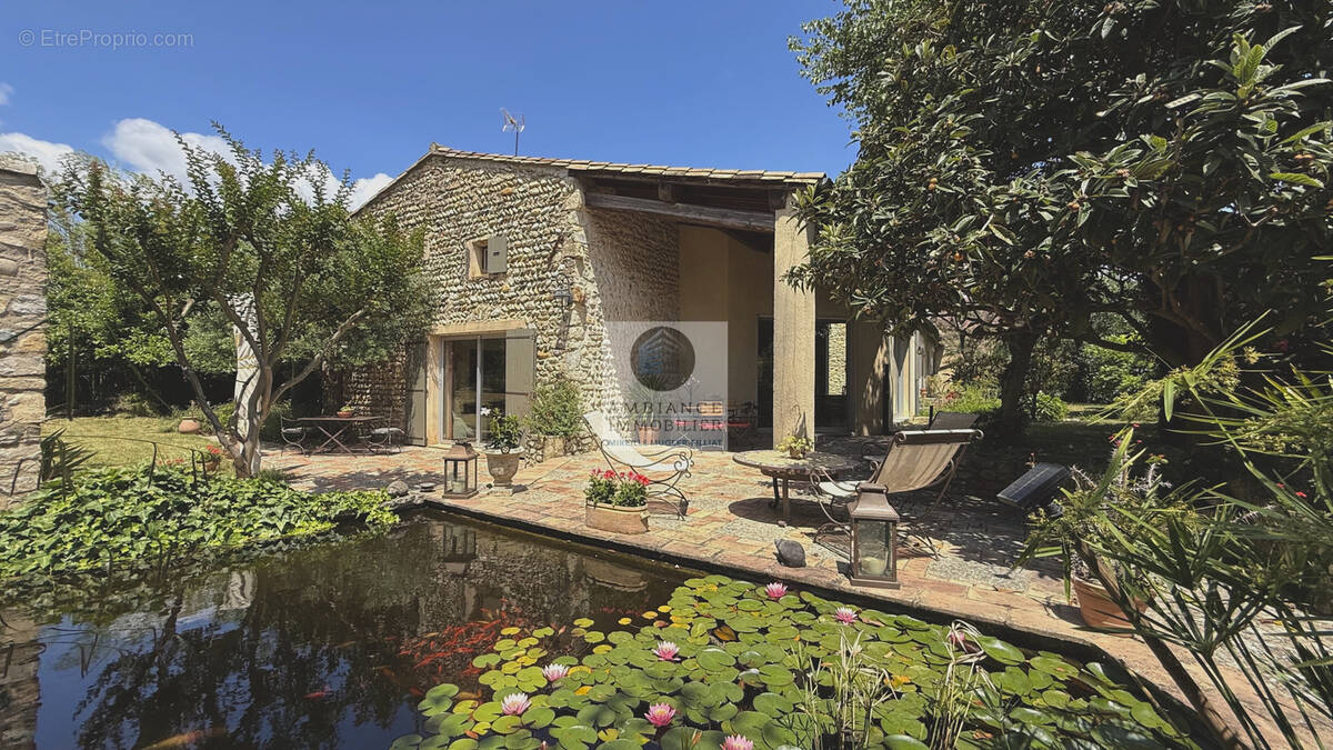 Maison à ETOILE-SUR-RHONE