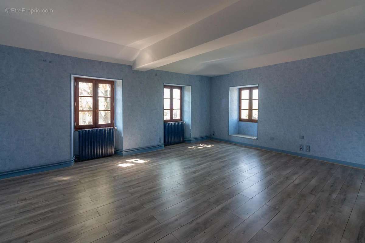 Maison à SEGONZAC