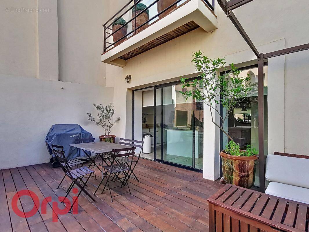 Maison à LA CADIERE-D&#039;AZUR