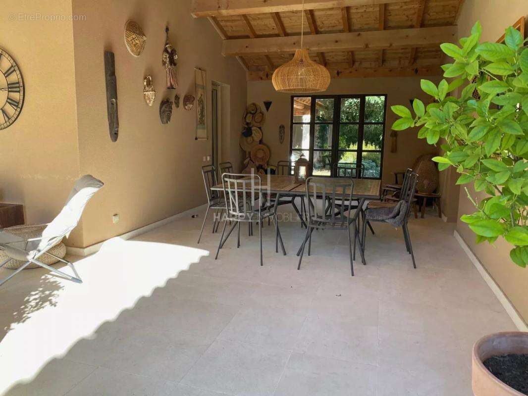 Maison à MAUSSANE-LES-ALPILLES