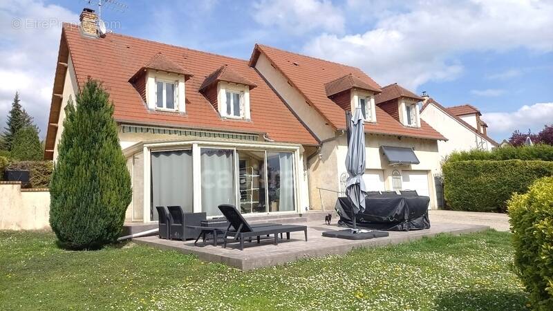 Maison à GASNY