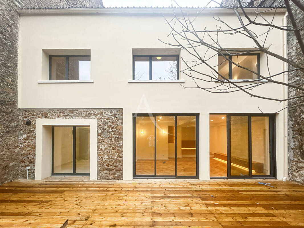Maison à IVRY-SUR-SEINE