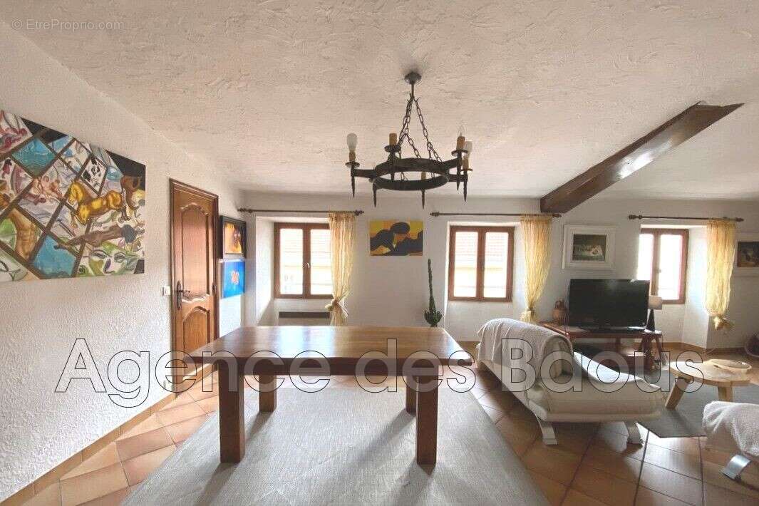 Appartement à VENCE