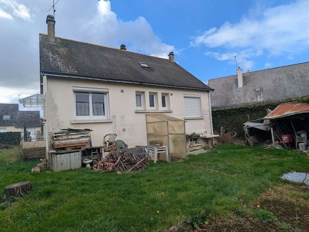 Maison à JOSSELIN