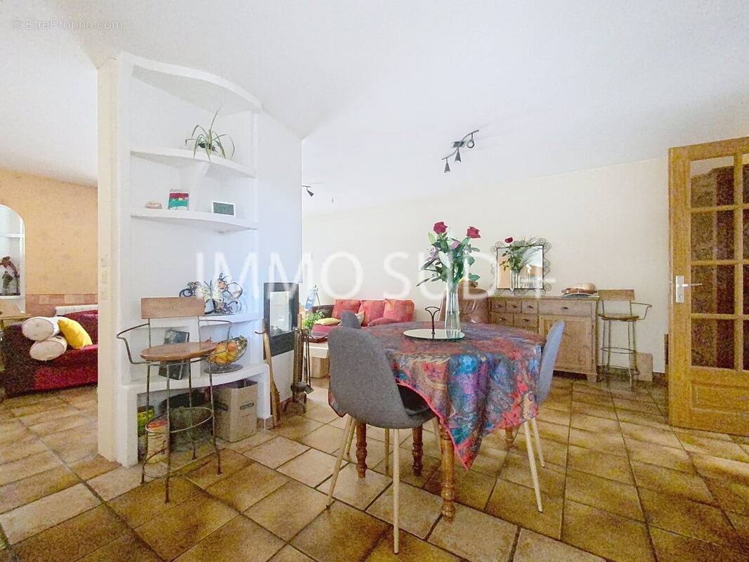 Maison à VIF