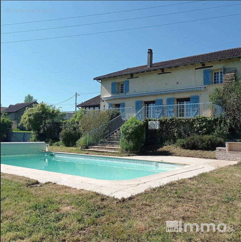 Maison à VERNEUIL-SUR-VIENNE